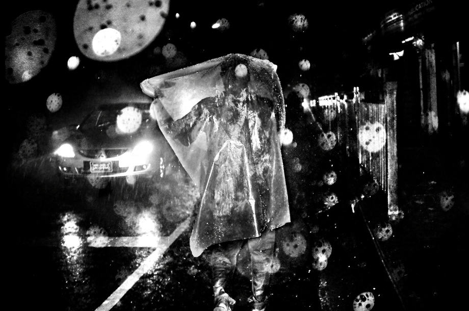 k-m-asad_02_sudden-rain-in-the-street
