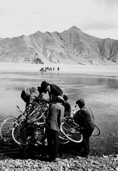 Tibet, 1990 © Wang Wenlan