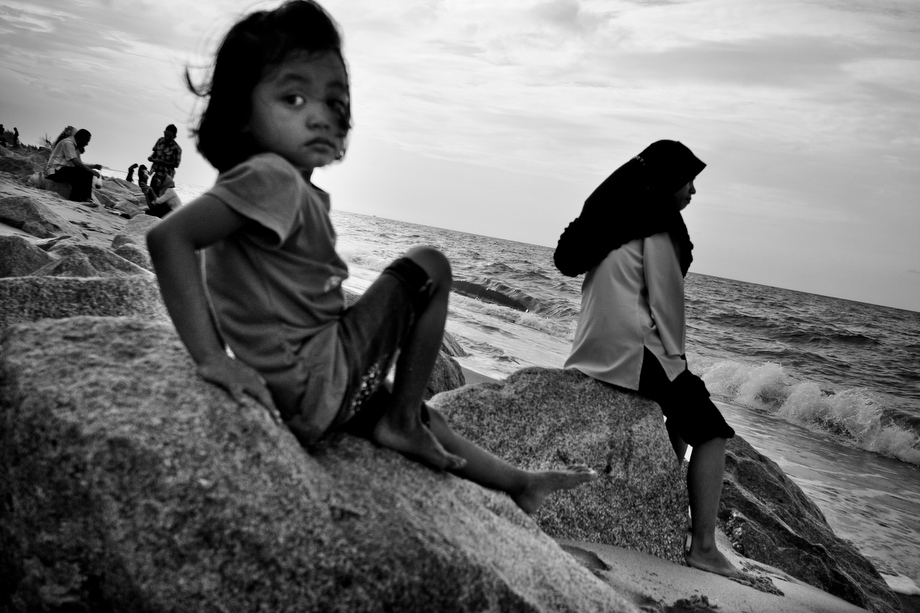 Between The Rivers, by Rahman Roslan - Invisible Photographer Asia (IPA)